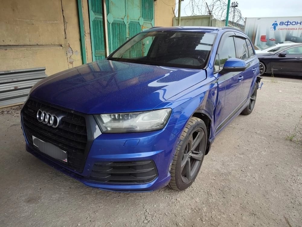  Audi Q7 